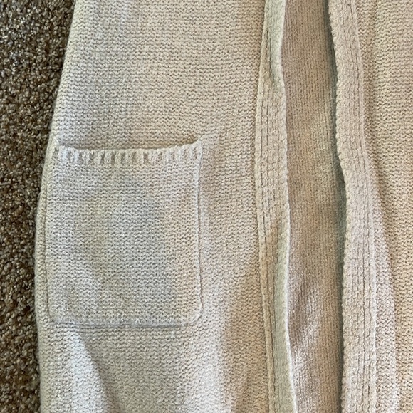 Tahari Long Hooded Sweater - Picture 2 of 3